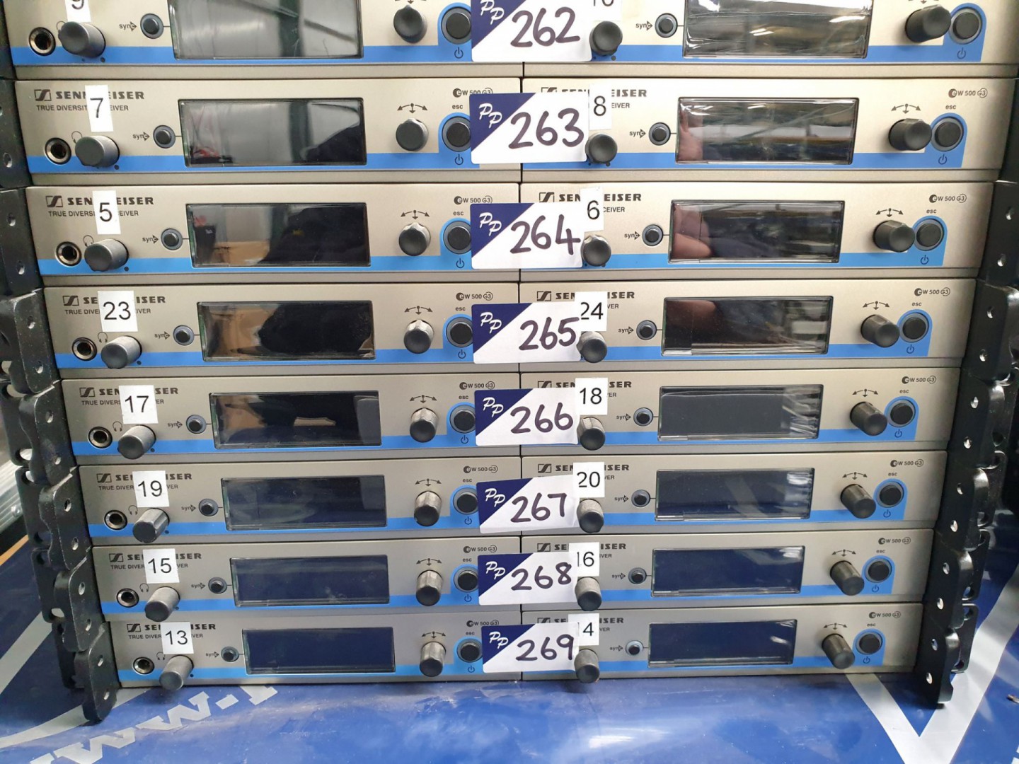 2x Sennheiser EW500G3 True diversity receivers, 2x...