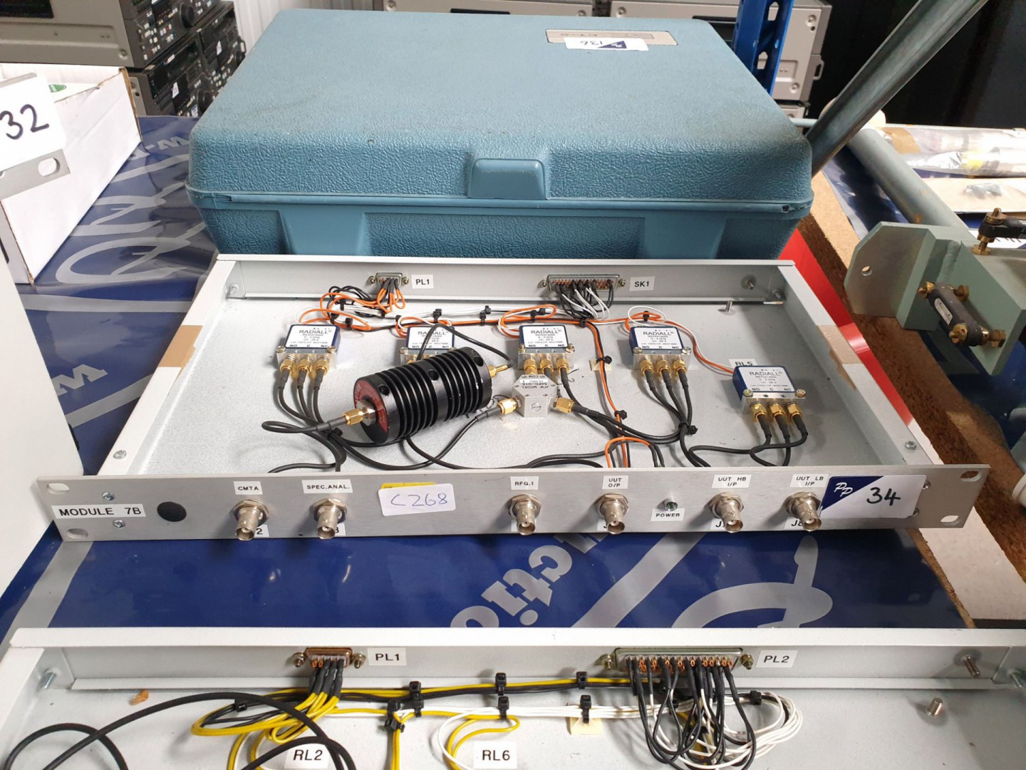 Module 7B distribution unit with Radiall 0-3GHz sw...