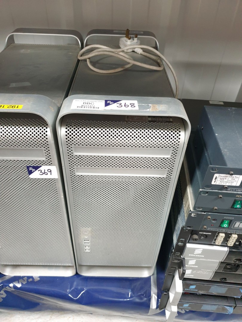 Apple Mac Pro A1289 base unit, ATI Radeon graphics...