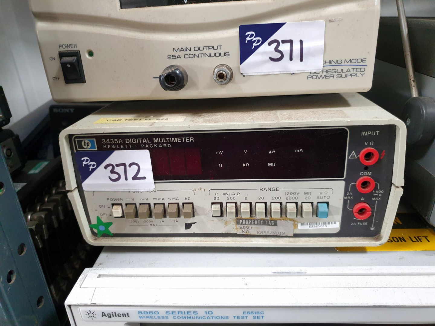HP 3435A digital multimeter