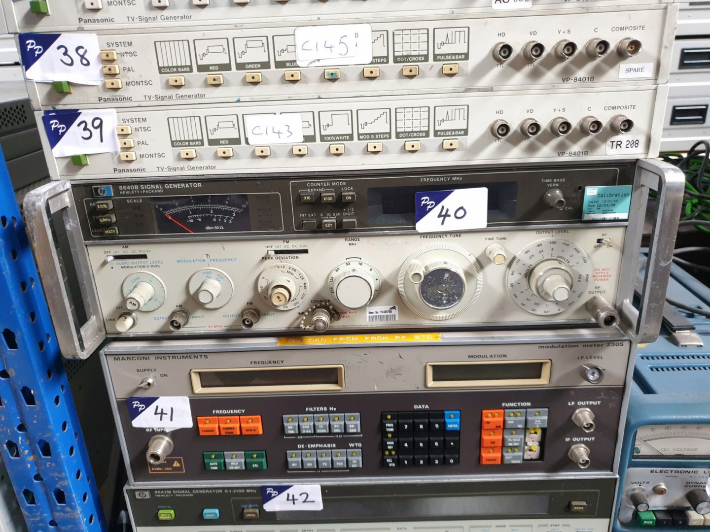 HP 8640B signal generator, low phase noise, AM/FM,...