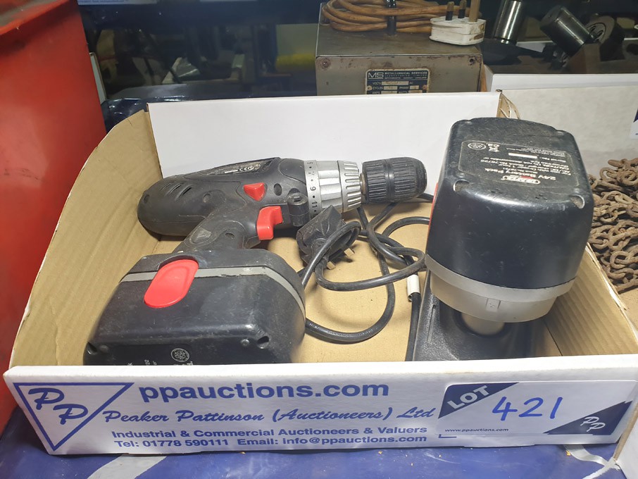 Draper redline 24v battery hammer drill, 2 batteri...