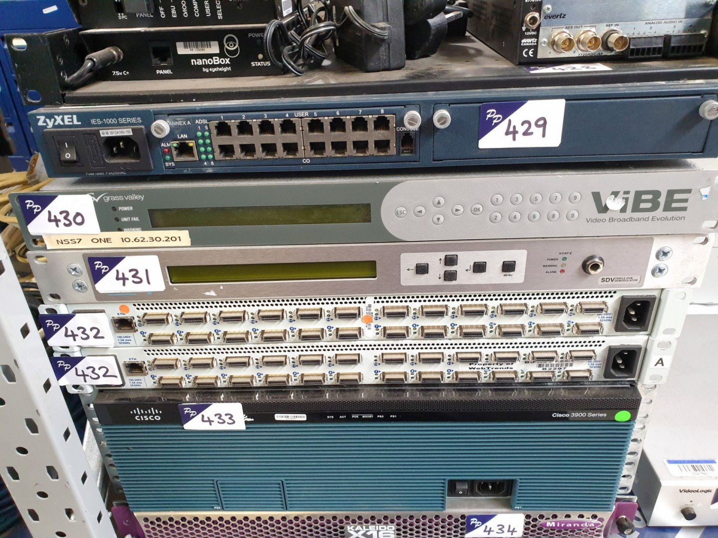 SDV Triple DVB demodulator