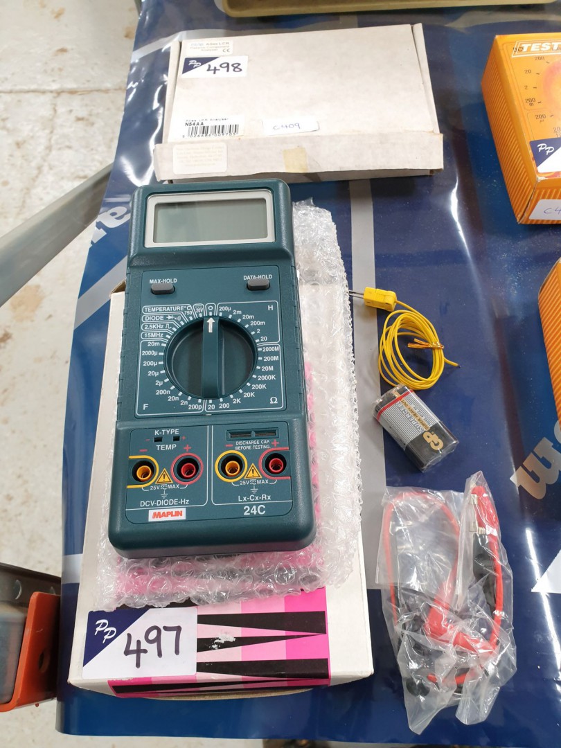 Maplin LD07H/24C digital multimeter / thermometer...