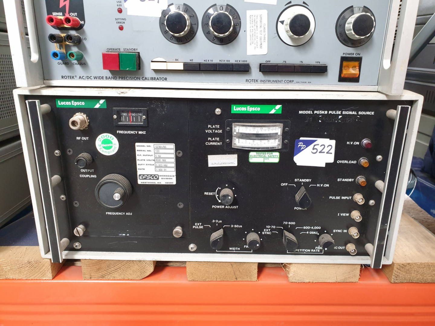 Lucas Epsco PG5KB-2-B pulse signal source, 1520-19...