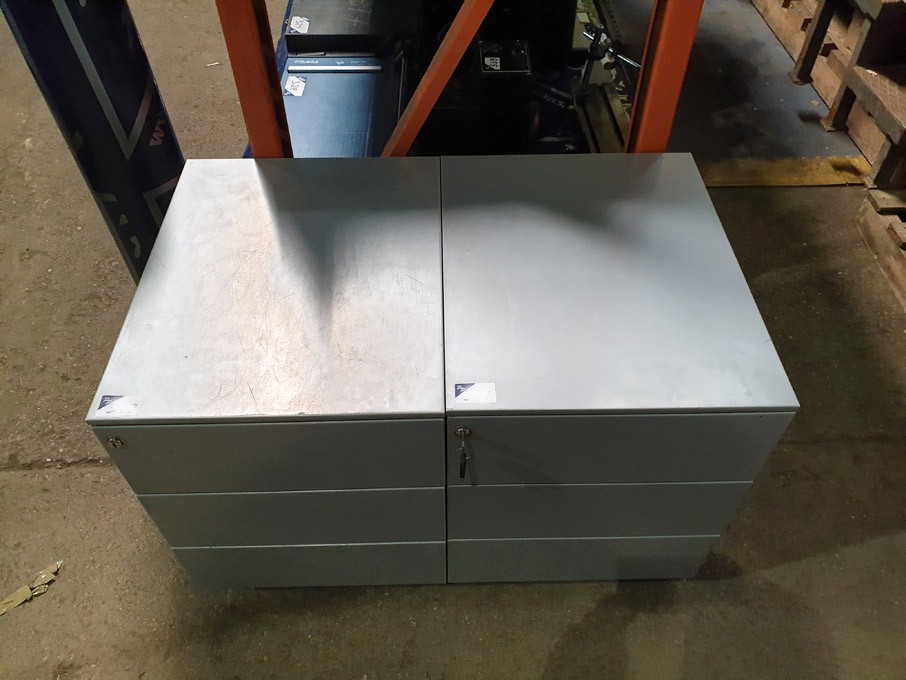 2x grey metal 3 drawer cabinets, 540x420x550mm hig...