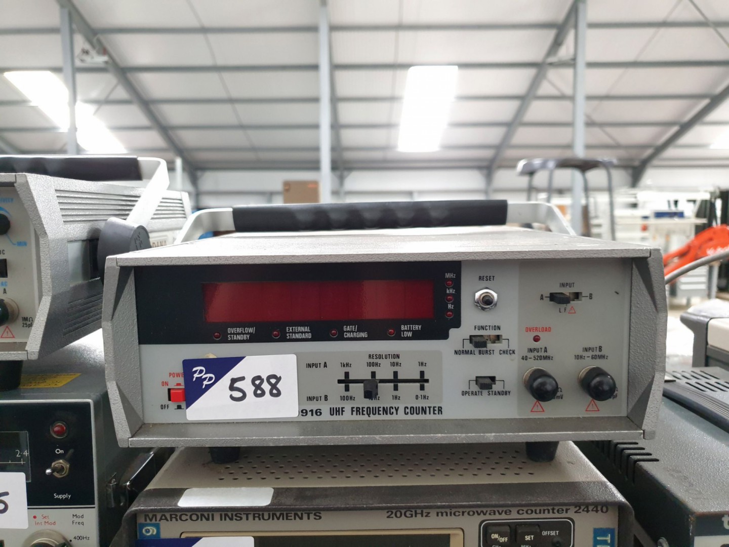 Racal Dana 9916 frequency counter, 10Hz-520MHz (C3...
