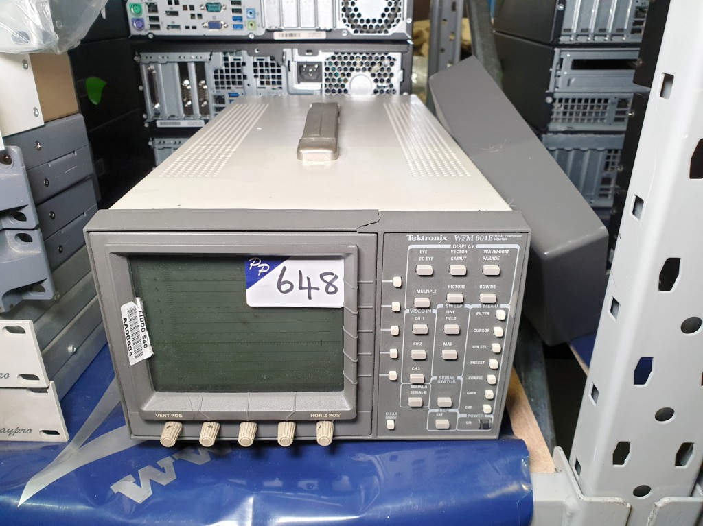 Tektronix WFM 601E serial component monitor