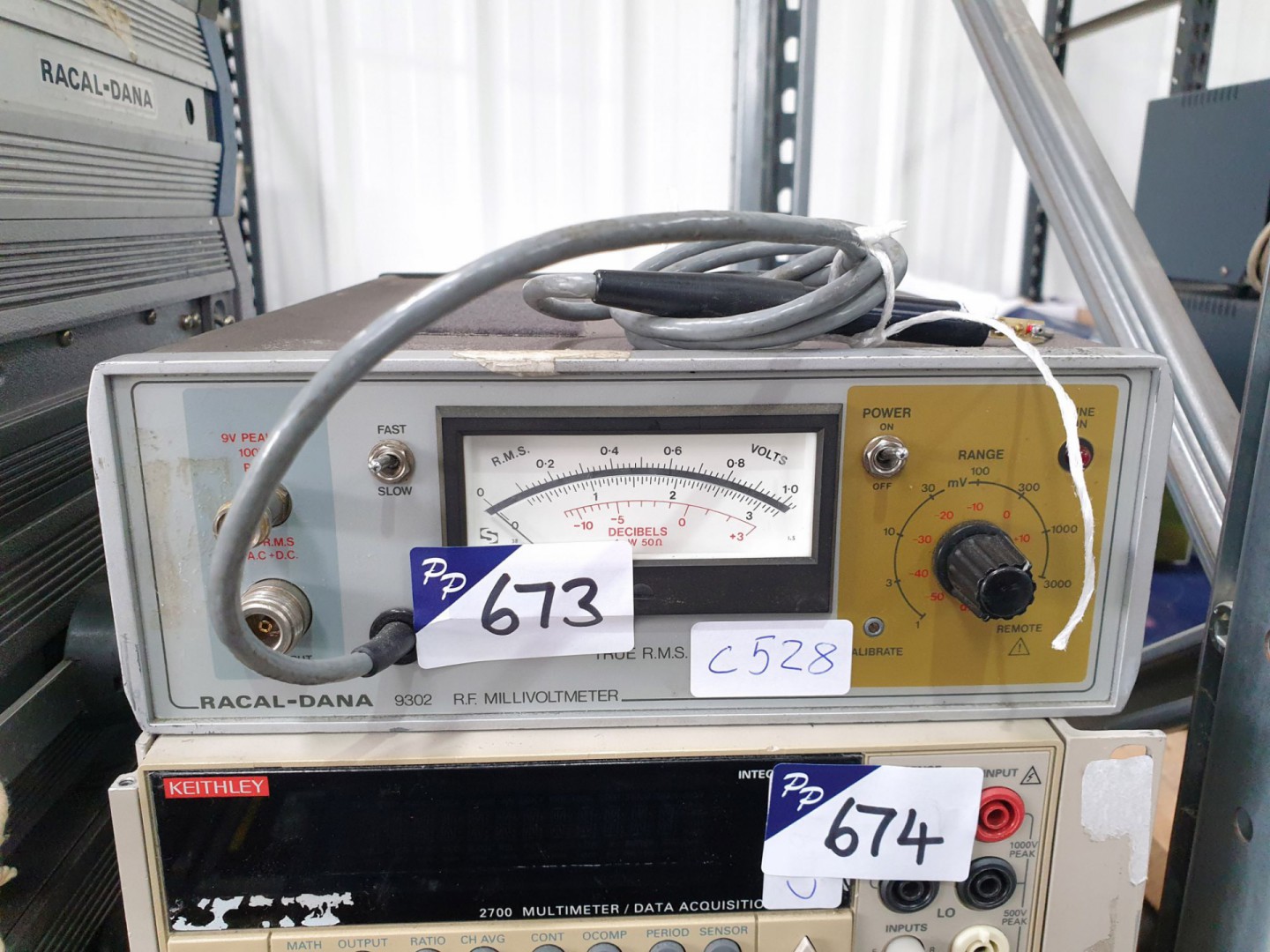 Racal Dana 9302 RF millivoltmeter (C528)