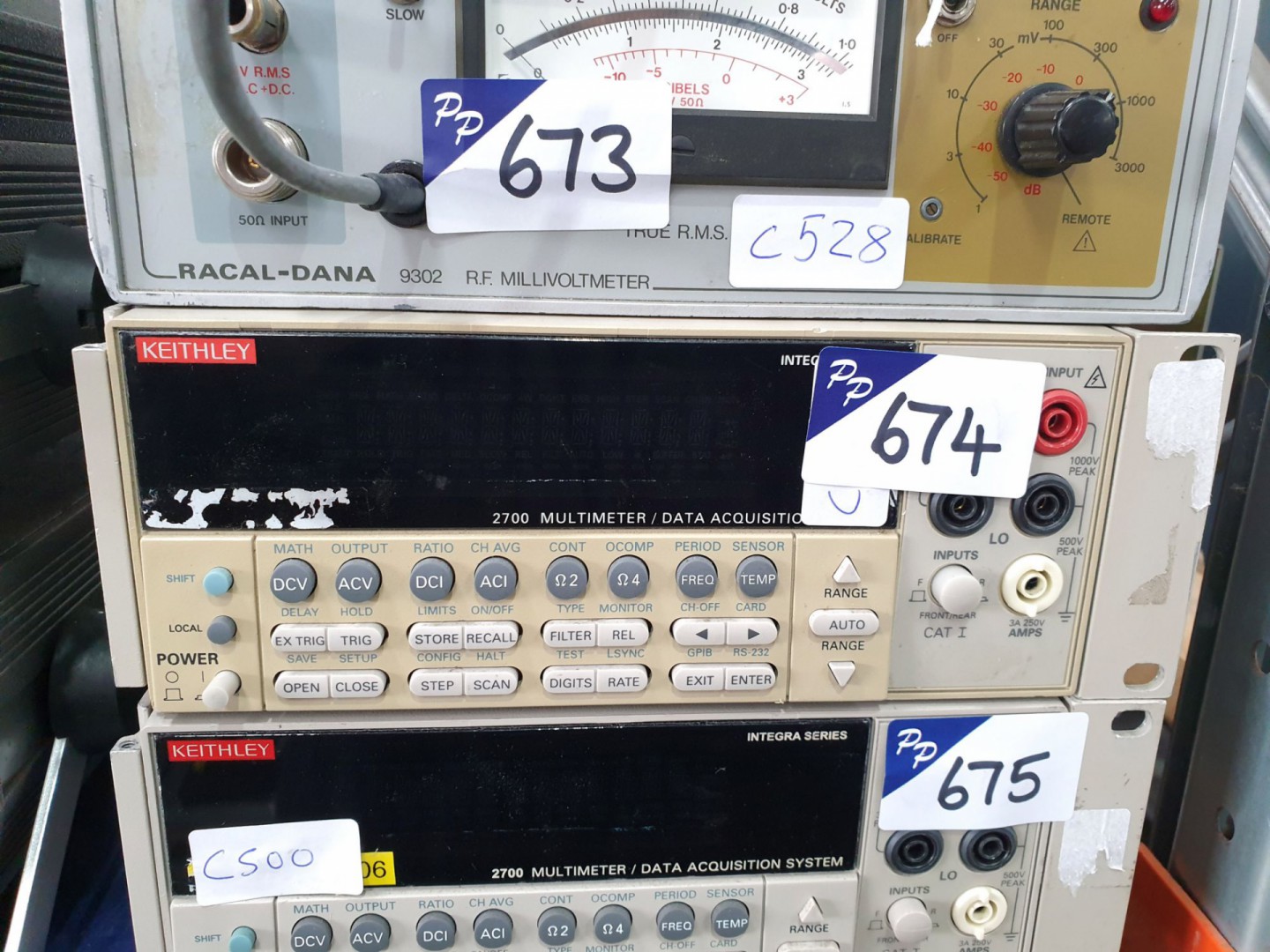 Keithley 2700 multimeter / data acquisition system...