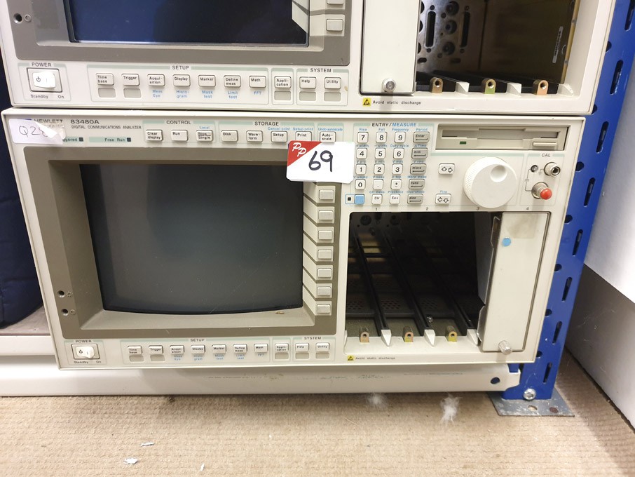 HP 83480A digital comms analyser - lot located at:...