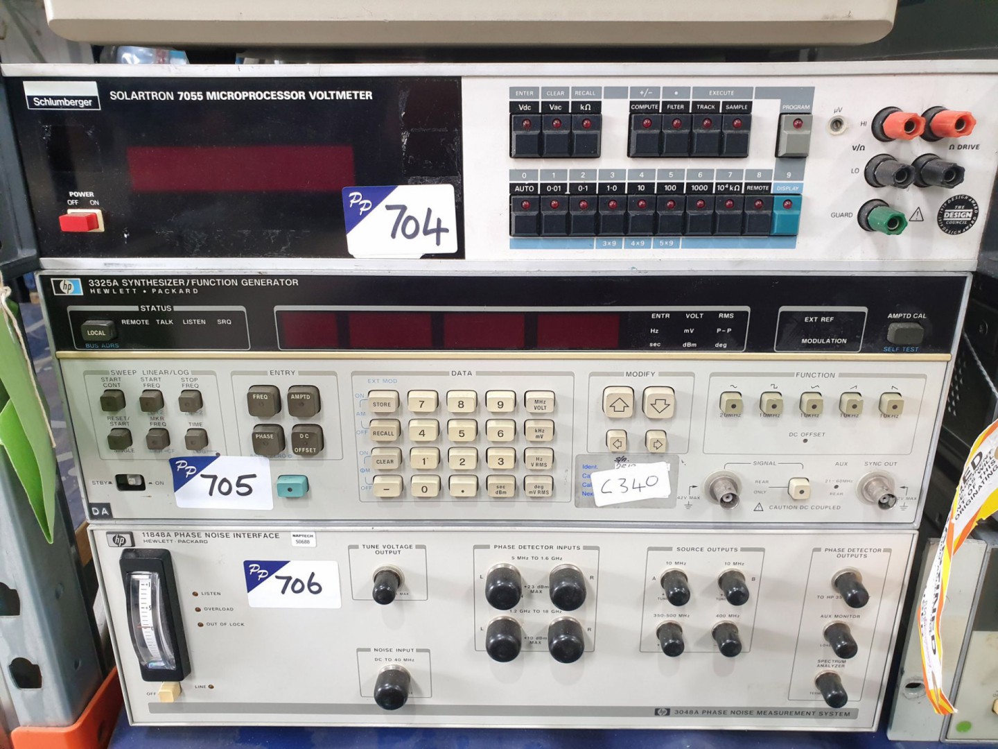 HP 3325A synthesised function generator (C340)