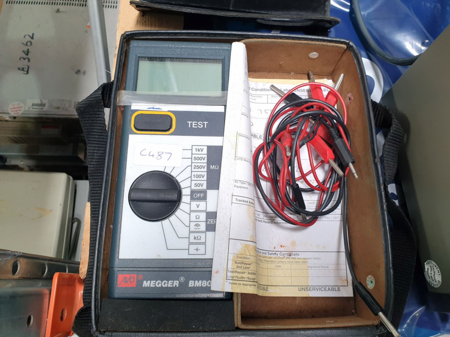 Megger BM80 insulation tester with leads in case (...