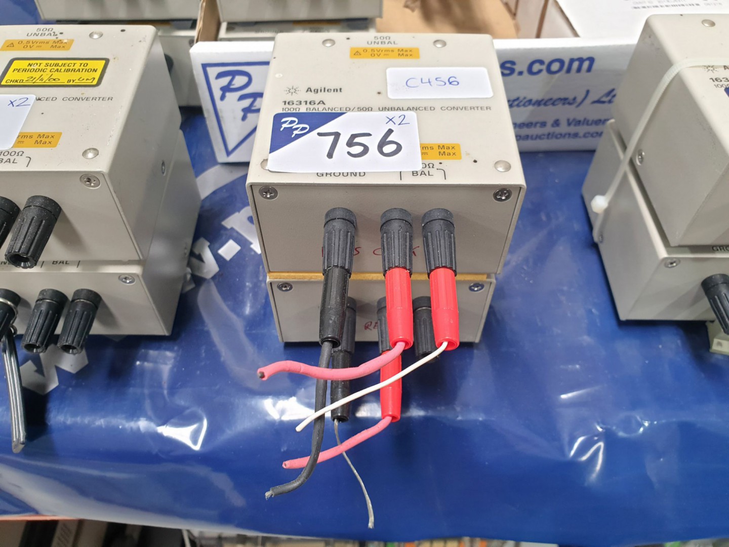 2x Agilent 16316A 100 ohm-50 ohm convertor (C456)