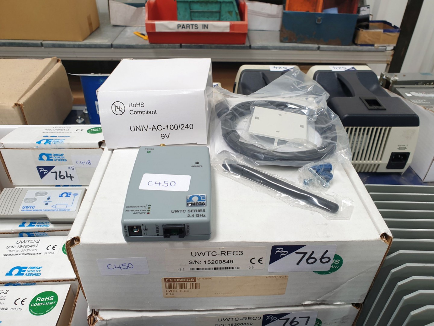 Omega UWTC-REC 3 wireless to Ethernet receiver, 2....