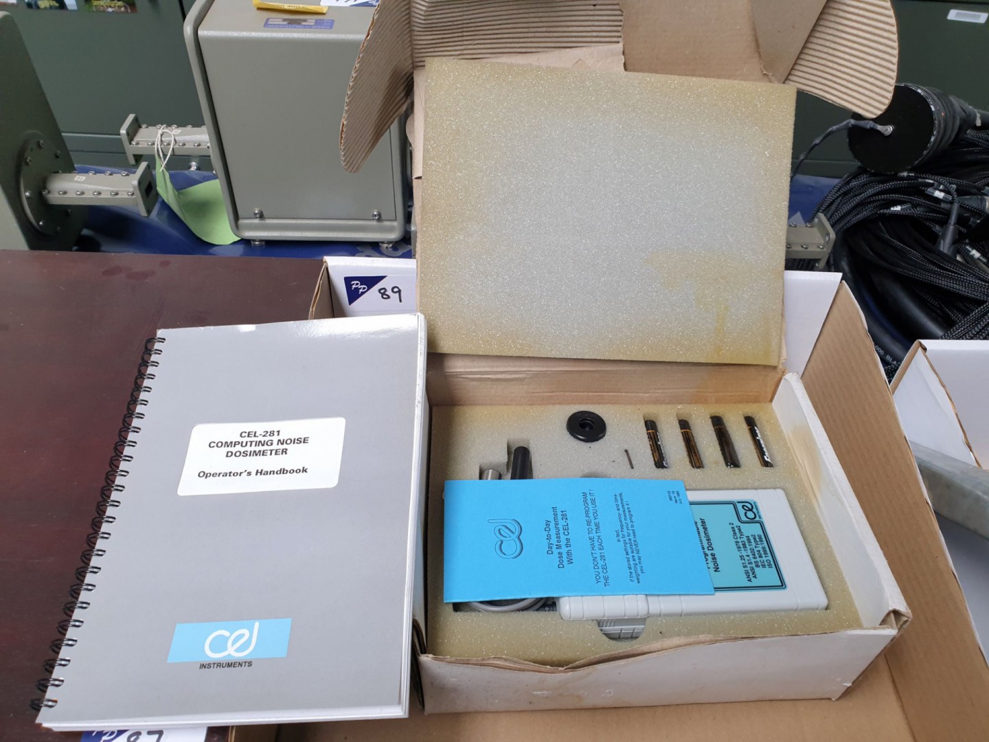 CEL-281 computing noise dosimeter (boxed) (B310)