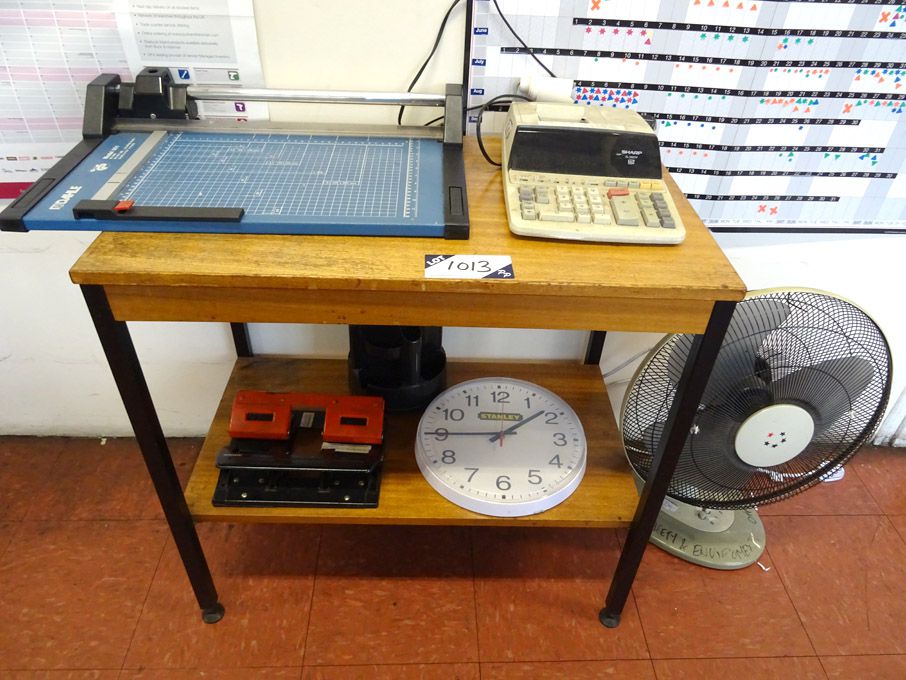 Dahle paper guillotine, Sharpe EL-2607P calculator...