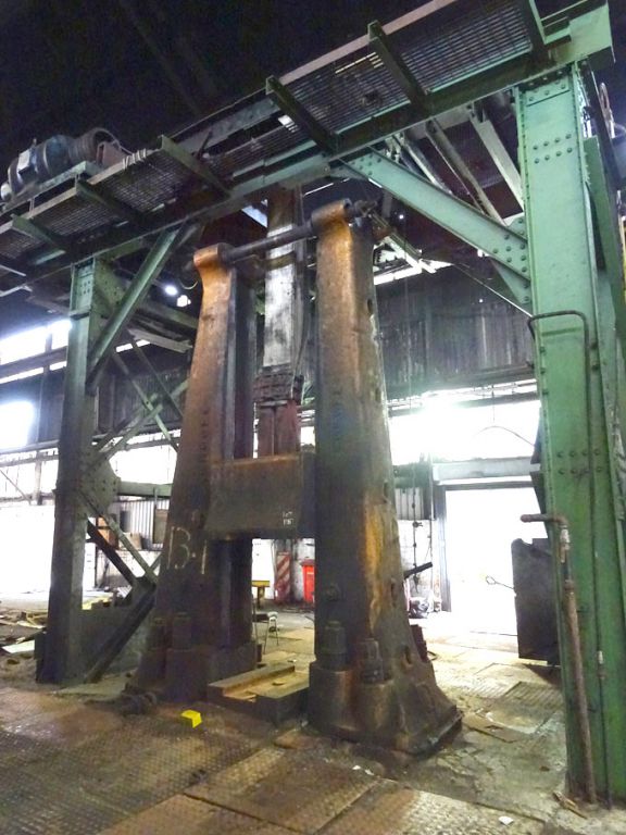 Massey 5 ton mechanical drop hammer, 38" between c...