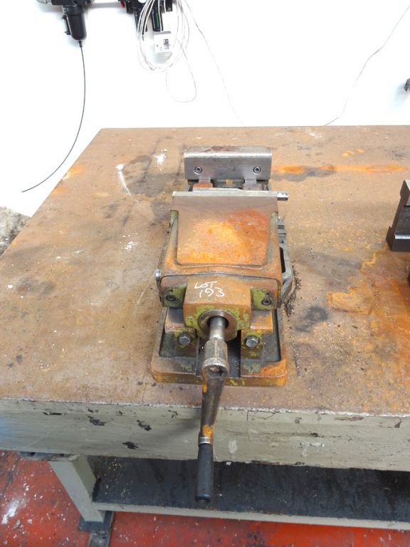 8" machine vice - Lot located at: Marriott Road, D...