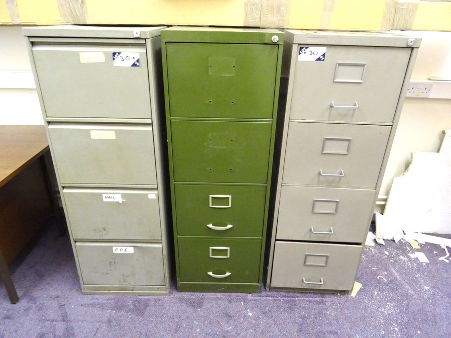 3x metal 4 drawer filing cabinets - Lot located at...