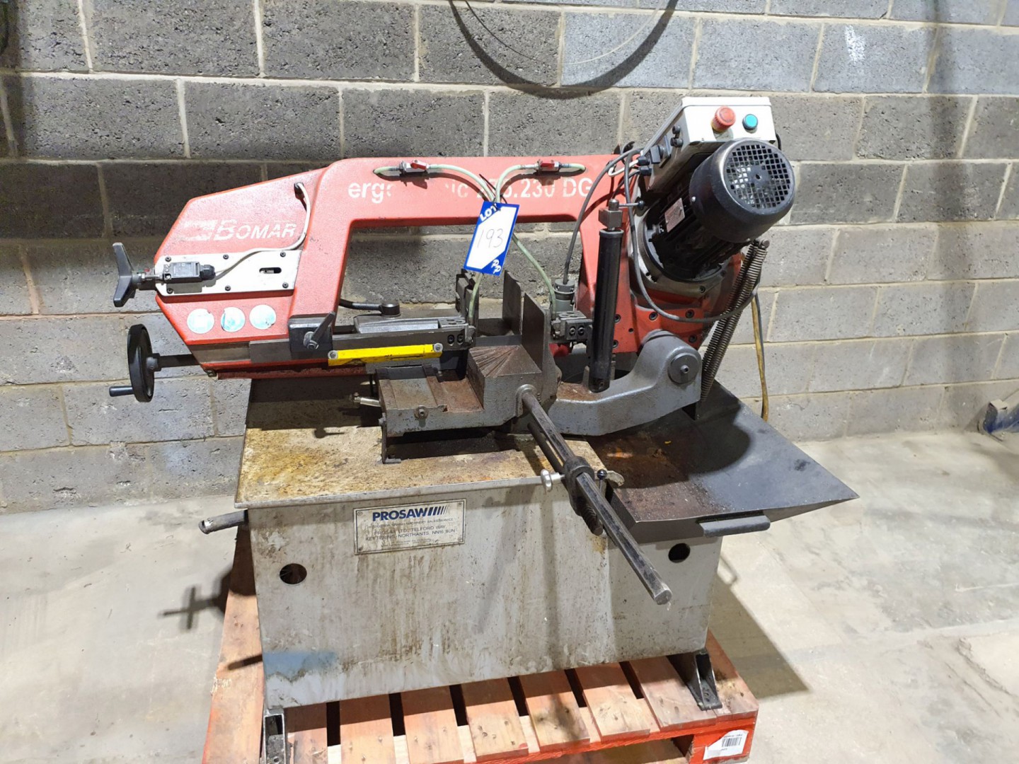 Bomar Ergomic 275.230 DG manual horizontal bandsaw...