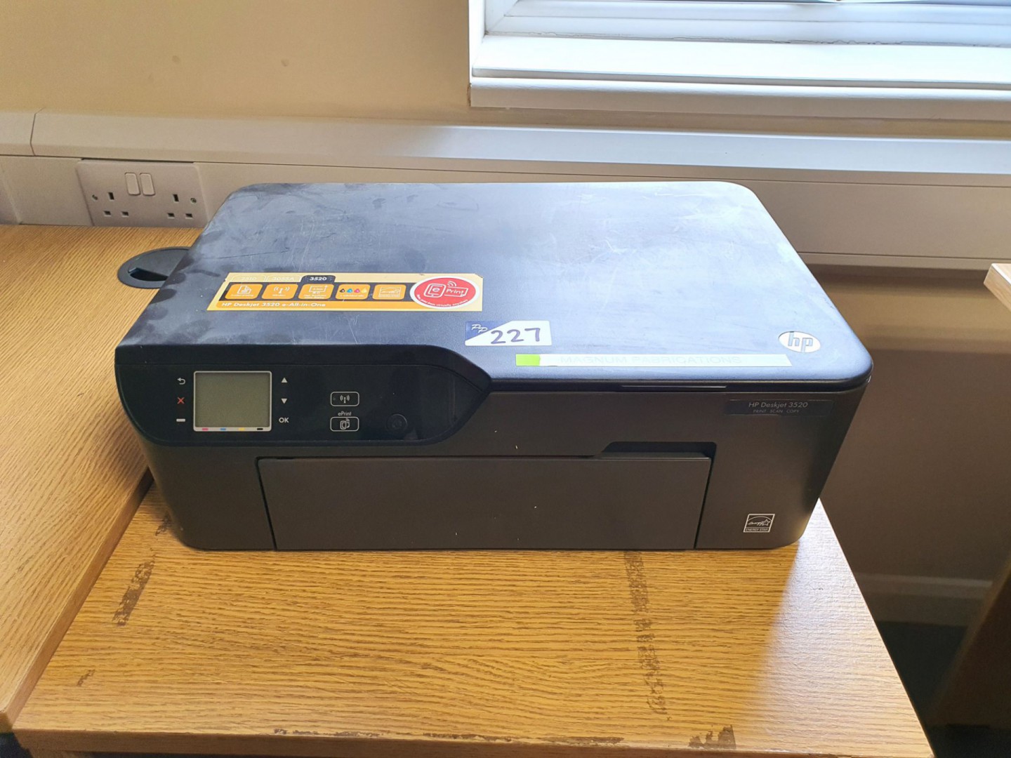 HP Design Jet 3520 printer / scanner / copier