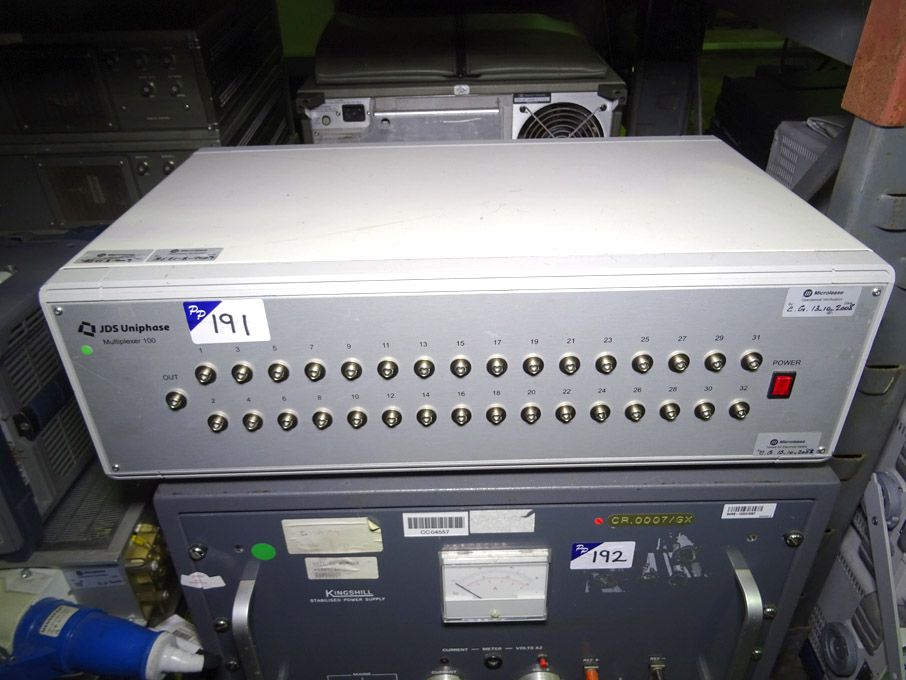 JDS Uniphase multiplexer 100 - lot located at: PP...