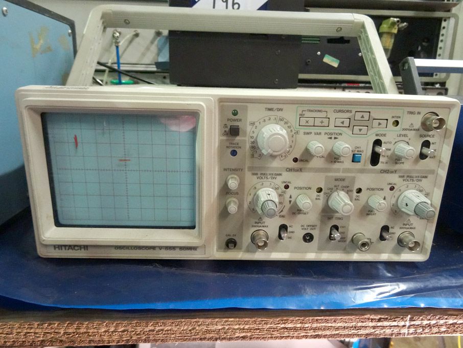 Hitachi V555 50MHz oscilloscope, s/n 8040826 - lot...