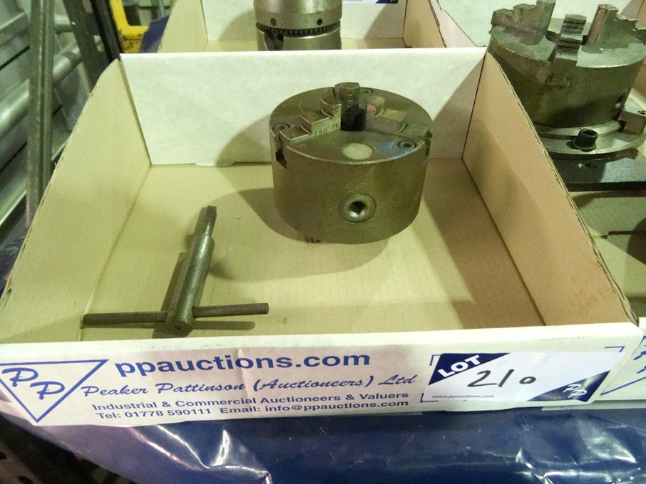 120mm dia 3 jaw chuck - lot located at: Aunby, Lin...