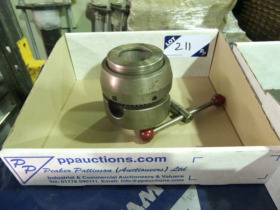 3 stud collet chuck - lot located at: Aunby, Linco...