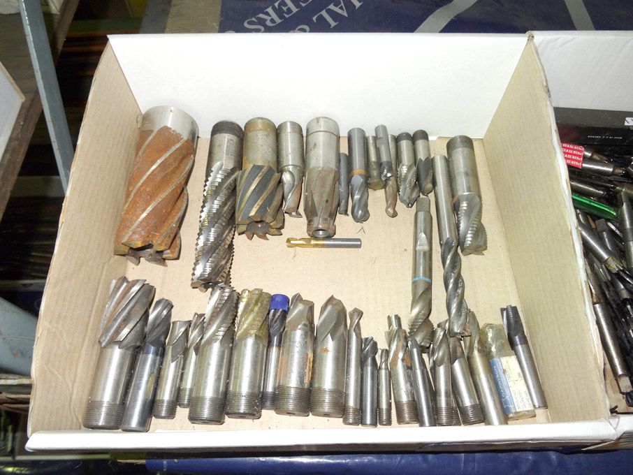 Qty HSS end mills to 1 1/4" approx - lot located a...