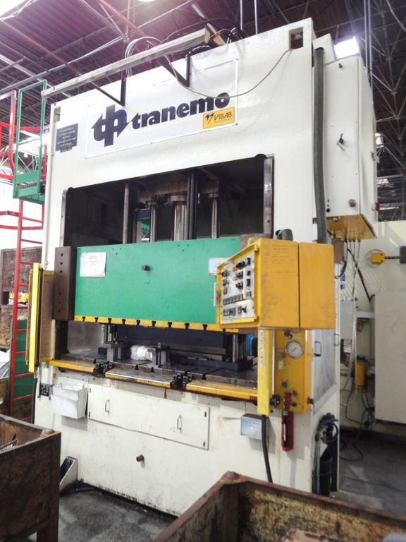 Tranemo B7E-2000-1 2000kN hydraulic press, 1900x10...