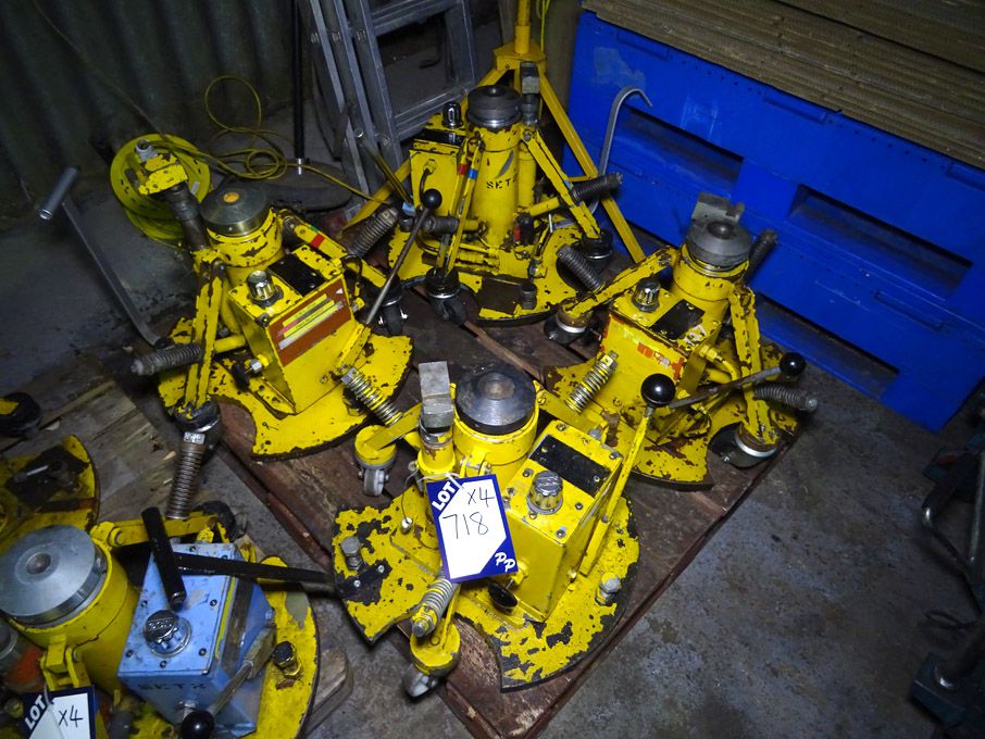 4x mobile hydraulic aircraft jacks - lot located a...