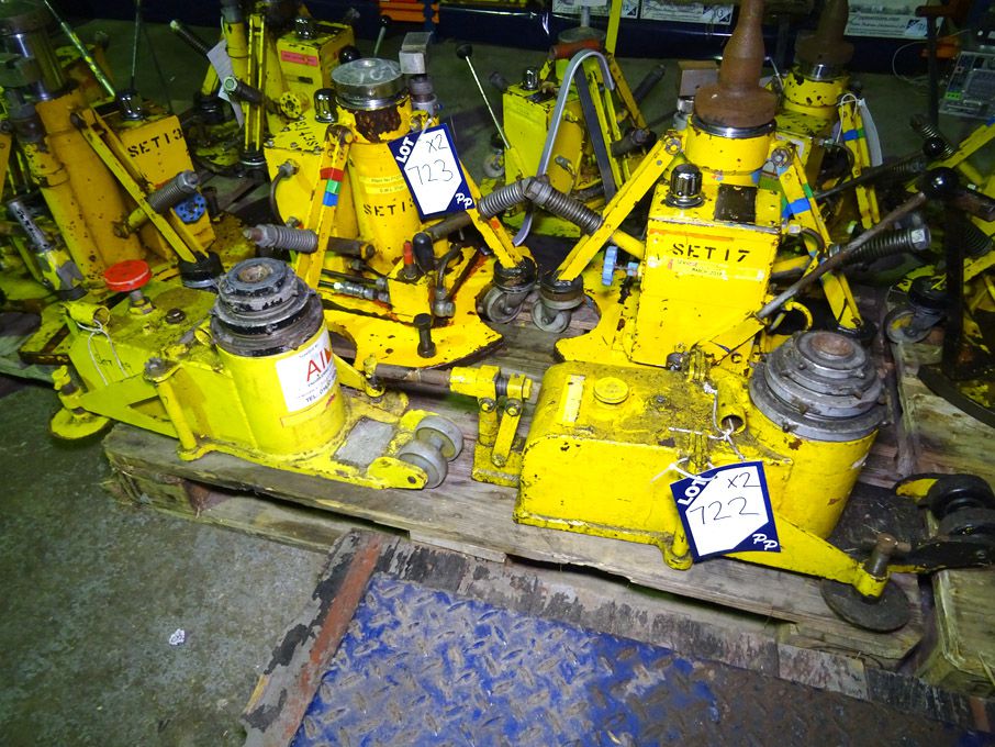 2x mobile hydraulic aircraft jacks - lot located a...