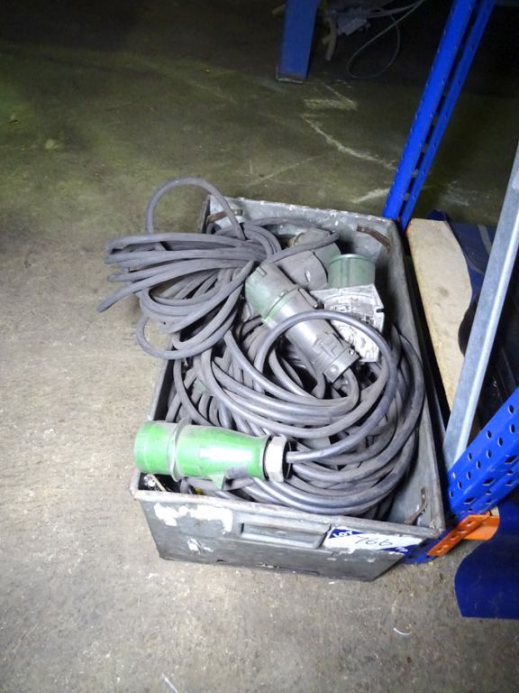 Qty various electrical leads, cables etc - lot loc...