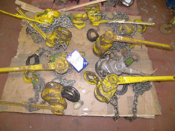 8x Yale manual block & tackle pulleys (turfers) to...