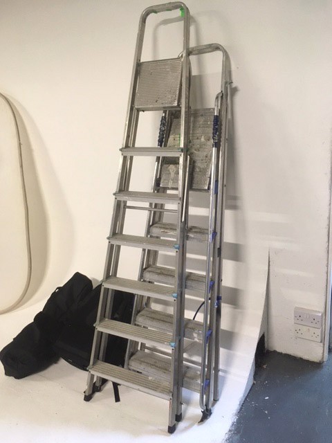 2x step ladders, 4 & 6 step 