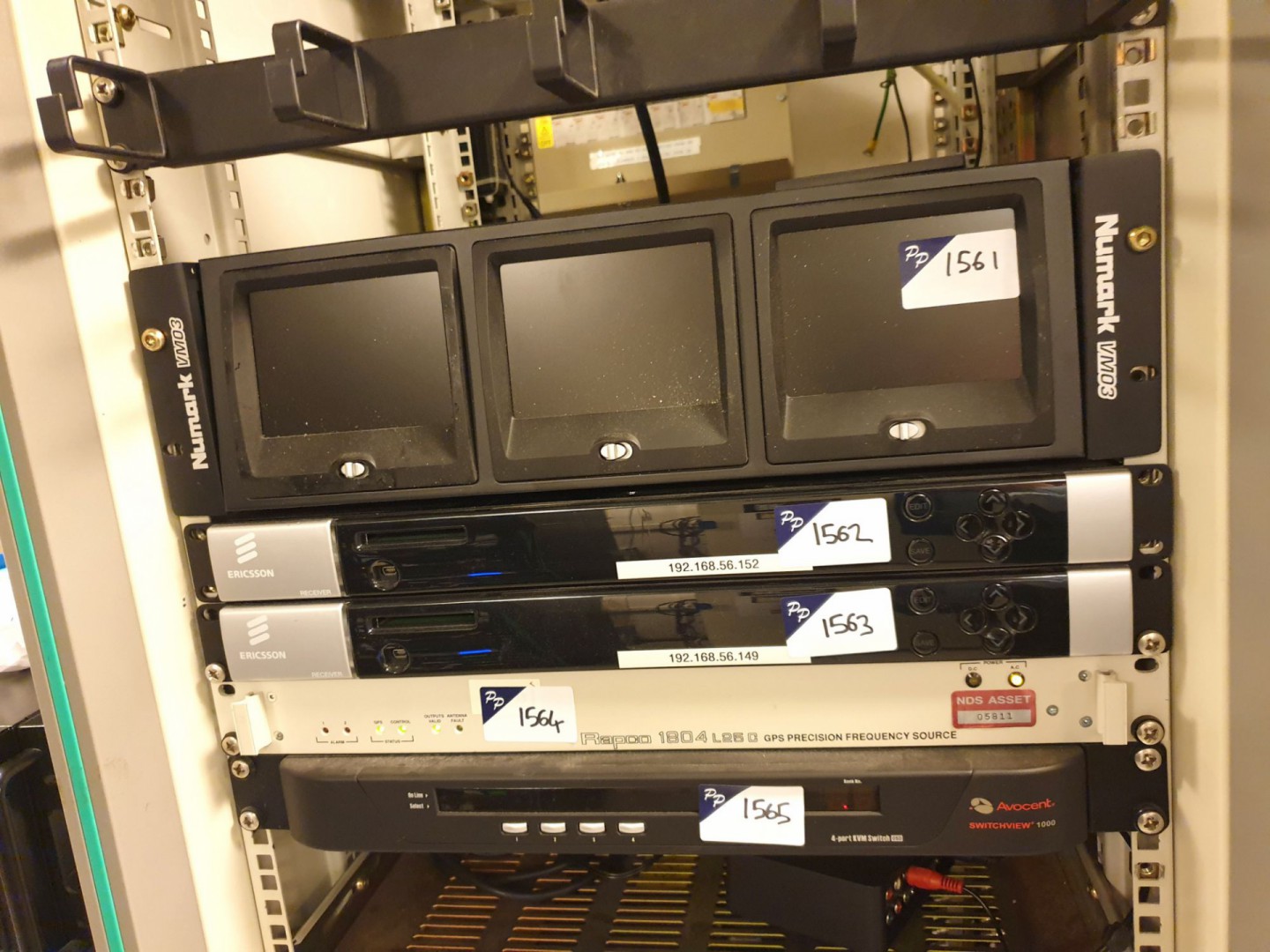 Numark VM03 rack type monitors