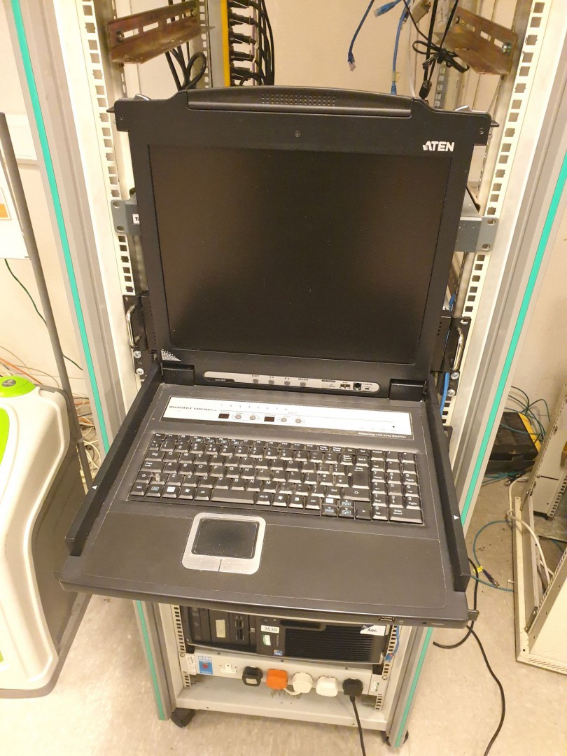 Aten rack type monitor, keyboard