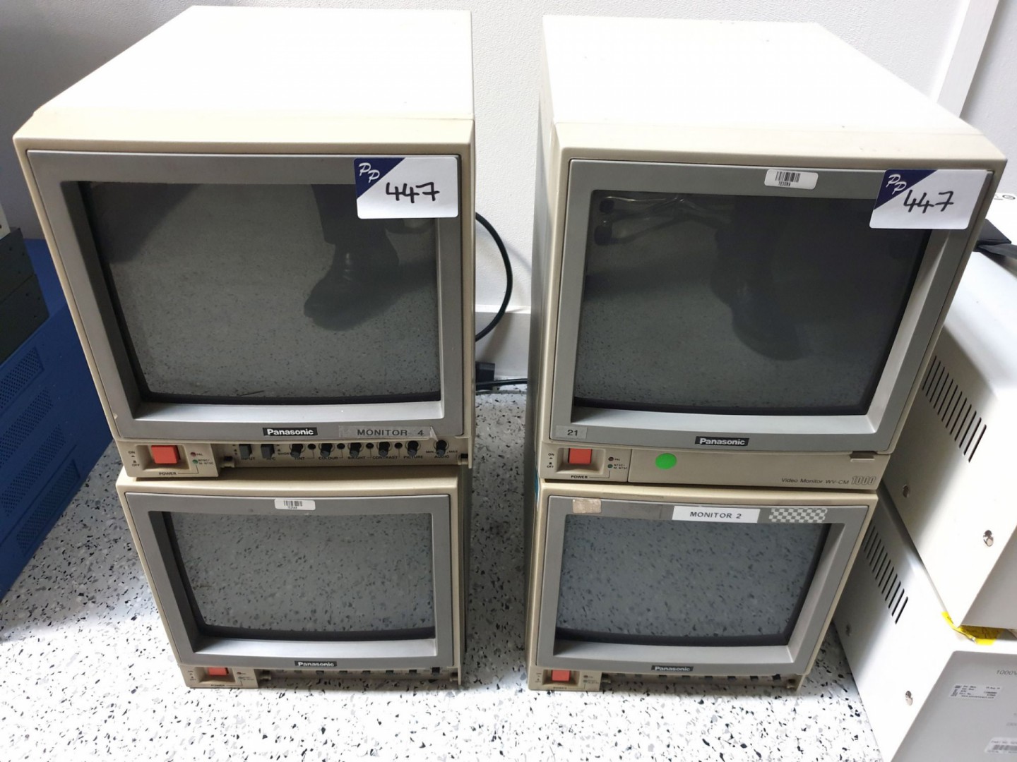 4x Panasonic NV-CM 1000 video monitors
