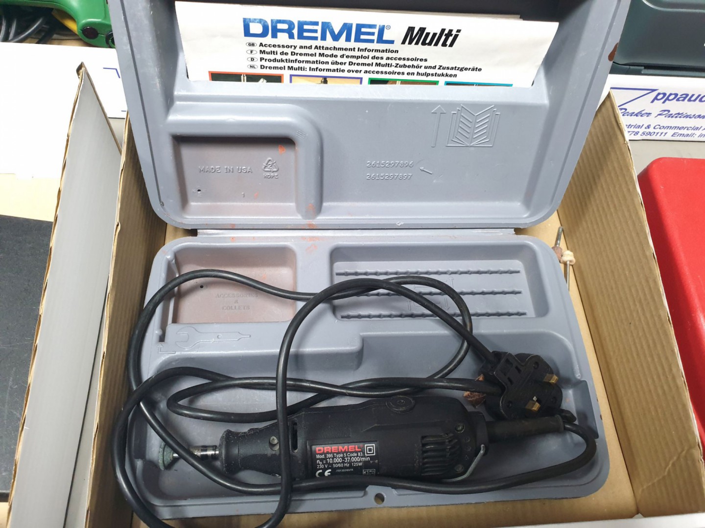 Dremel 395 multi tool in case