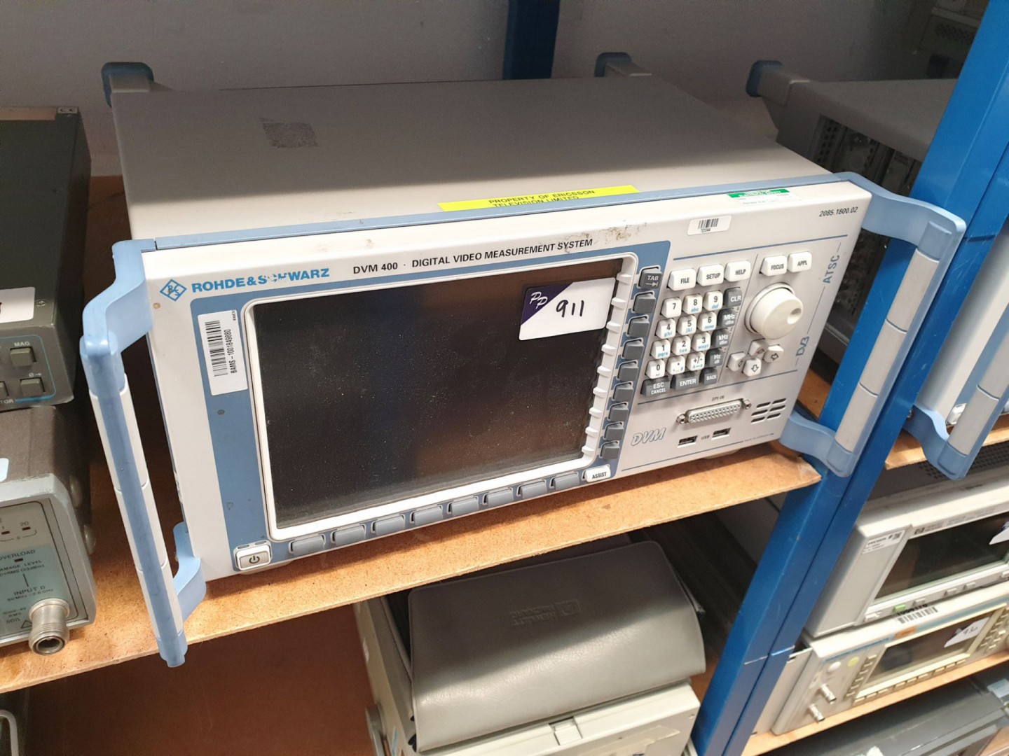 Rohde & Schwarz DVM400 digital video measurement s...