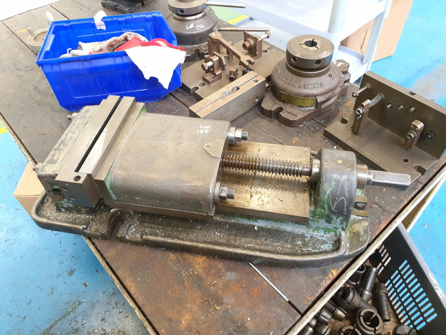 8" machine vice - lot located at:- Coventry, Warwi...