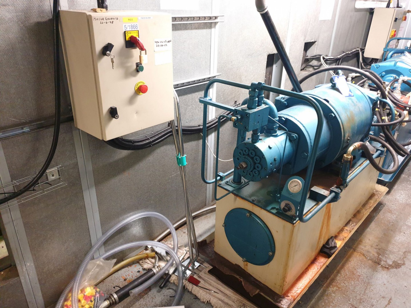 GM Fluid Power hydraulic test rig pump, Crompton 5...