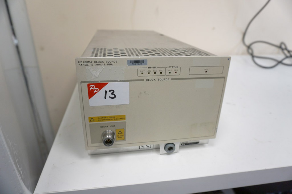 HP 70311A clock source range,16.1MHz - 3.3GHz