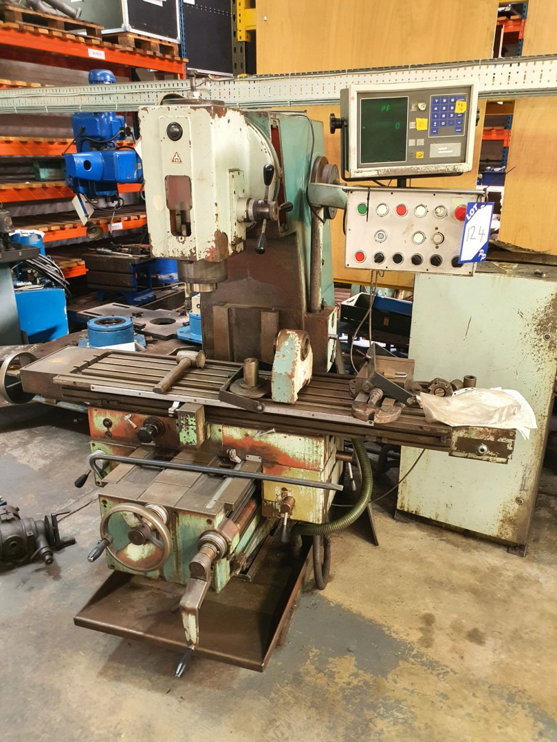 TOS FV20 milling machine, 1400x300mm bed, 33-1000r...