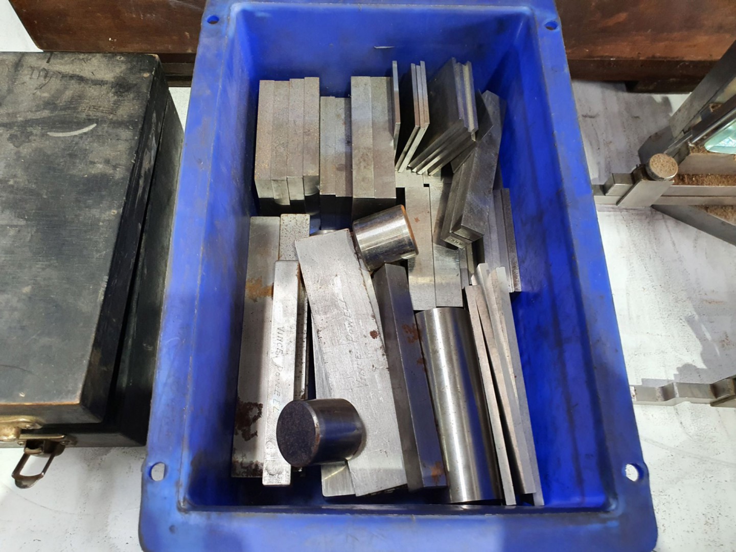 Qty various parallels etc - Lot Located at: PP Sal...