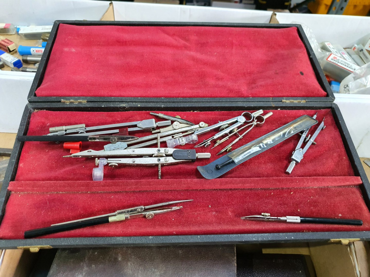 Qty various drawing equipment sets etc - Lot Locat...
