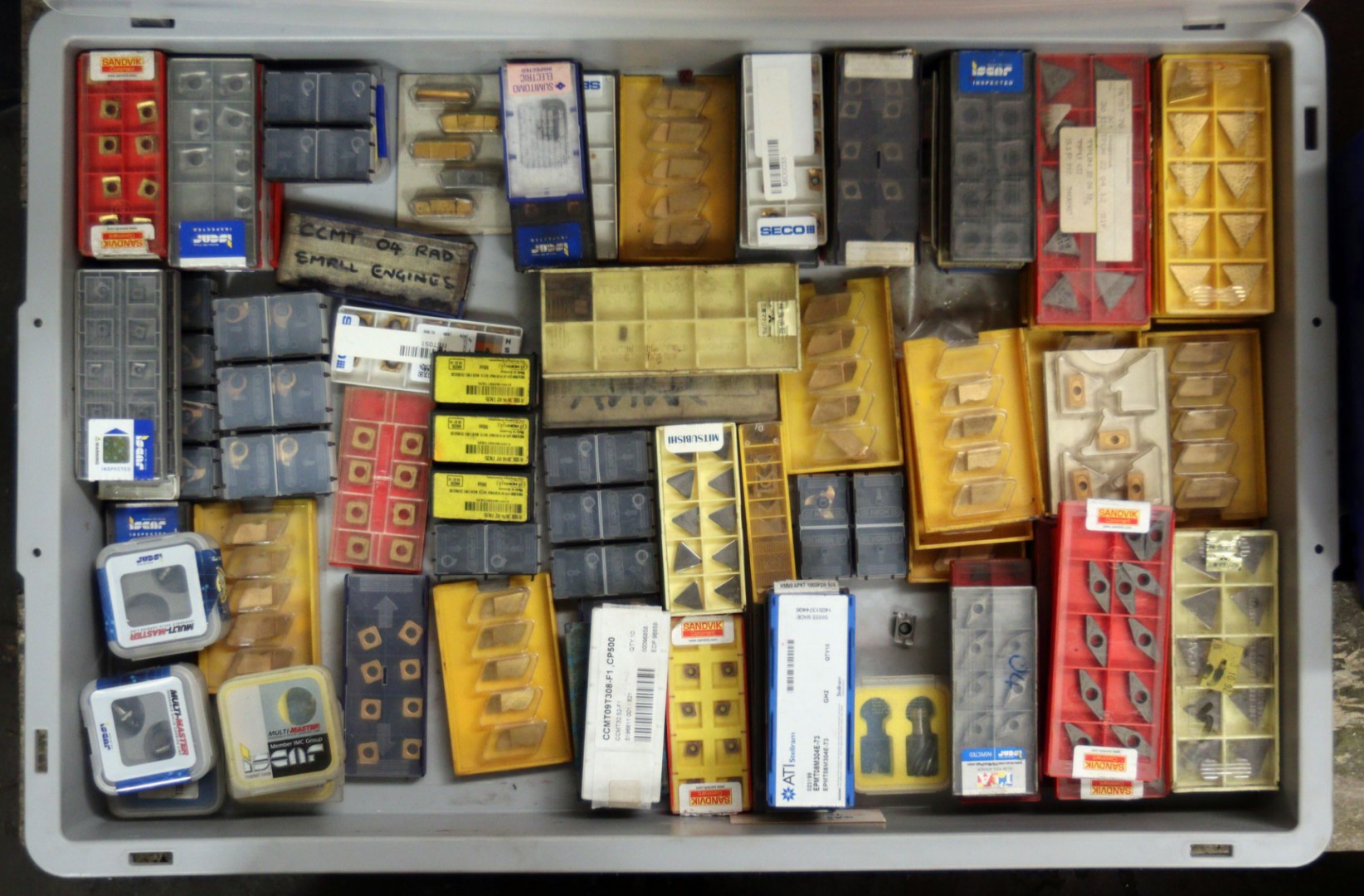 Qty Lasar, Sandvik etc tips (mainly packaged & unu...