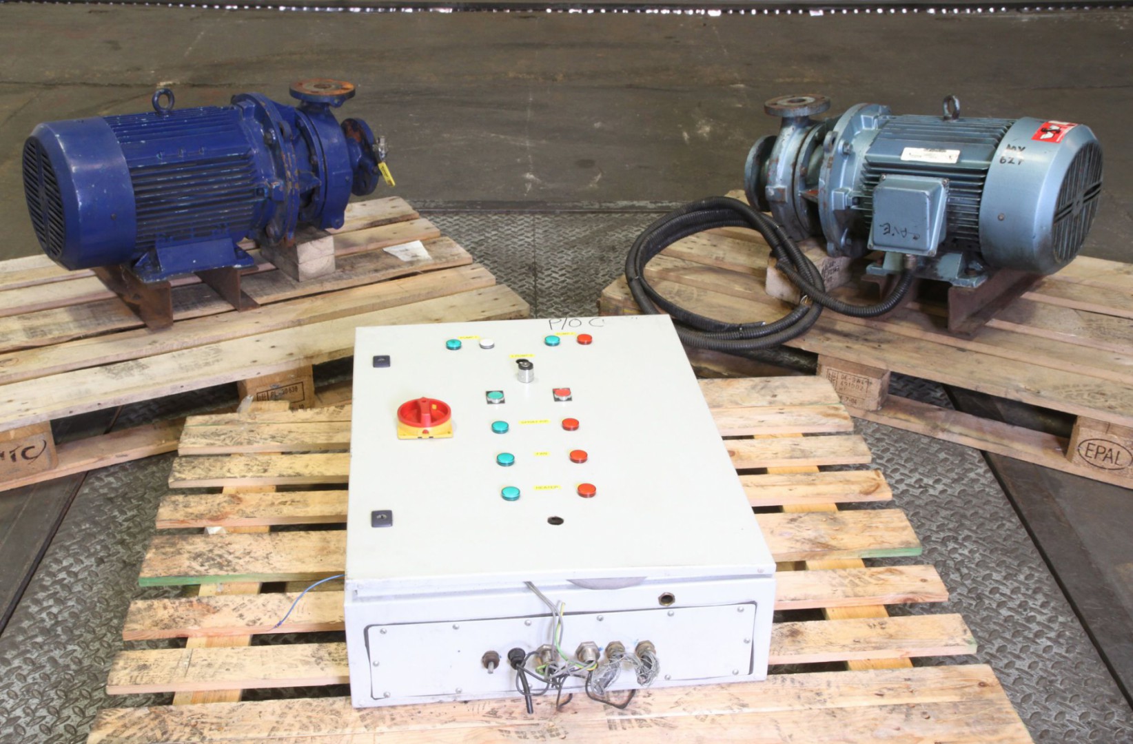 2x Worthington Simpson 40 WJE 200 pump with contro...